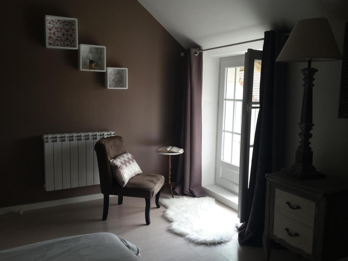 Chambres Des Rosiers Sennevieres Εξωτερικό φωτογραφία